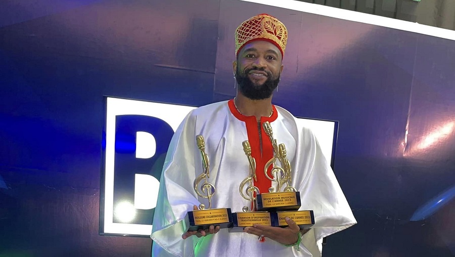 Fadil le sorcier raffle les trophées lors des Balafon Music Awards