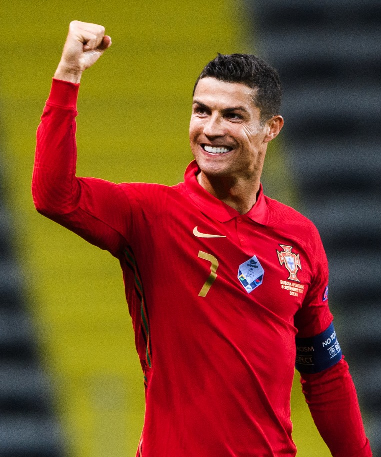 Cristiano Ronaldo débarque sur Youtube et bat un record du monde